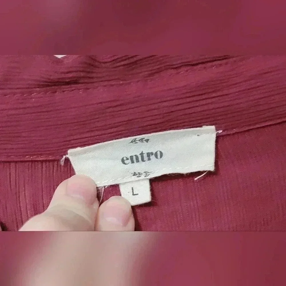 Embroidered button up - Picture 3 of 6